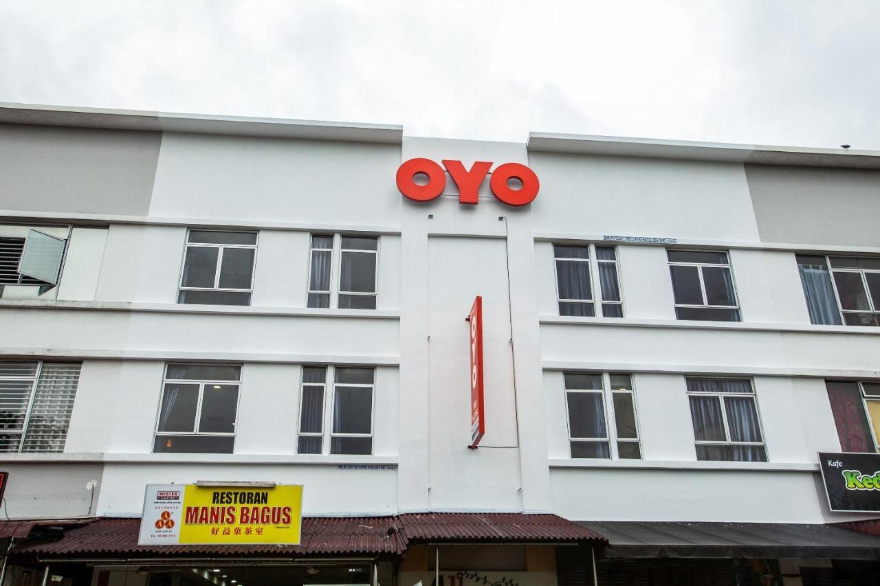 ג'והור בהרו Oyo 89631 988 Hotel מראה חיצוני תמונה