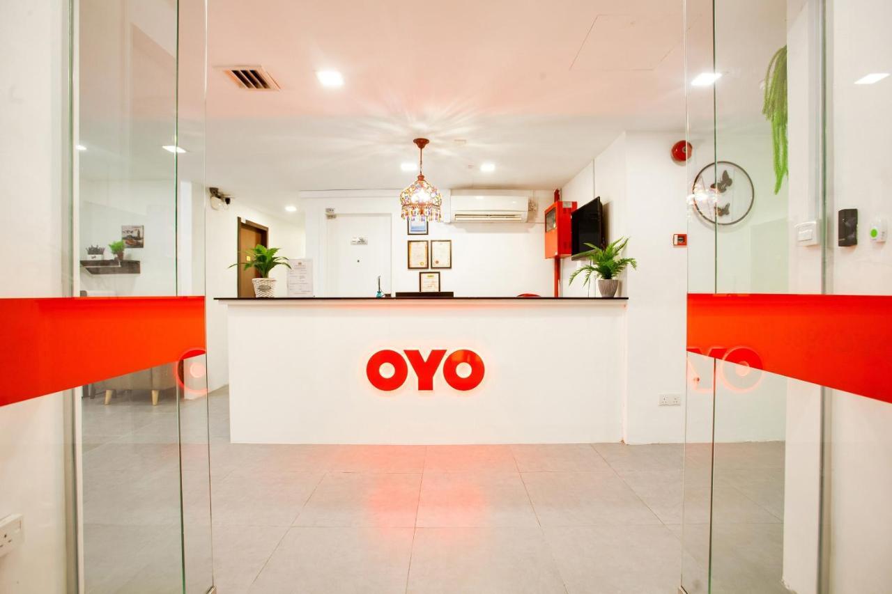 ג'והור בהרו Oyo 89631 988 Hotel מראה חיצוני תמונה